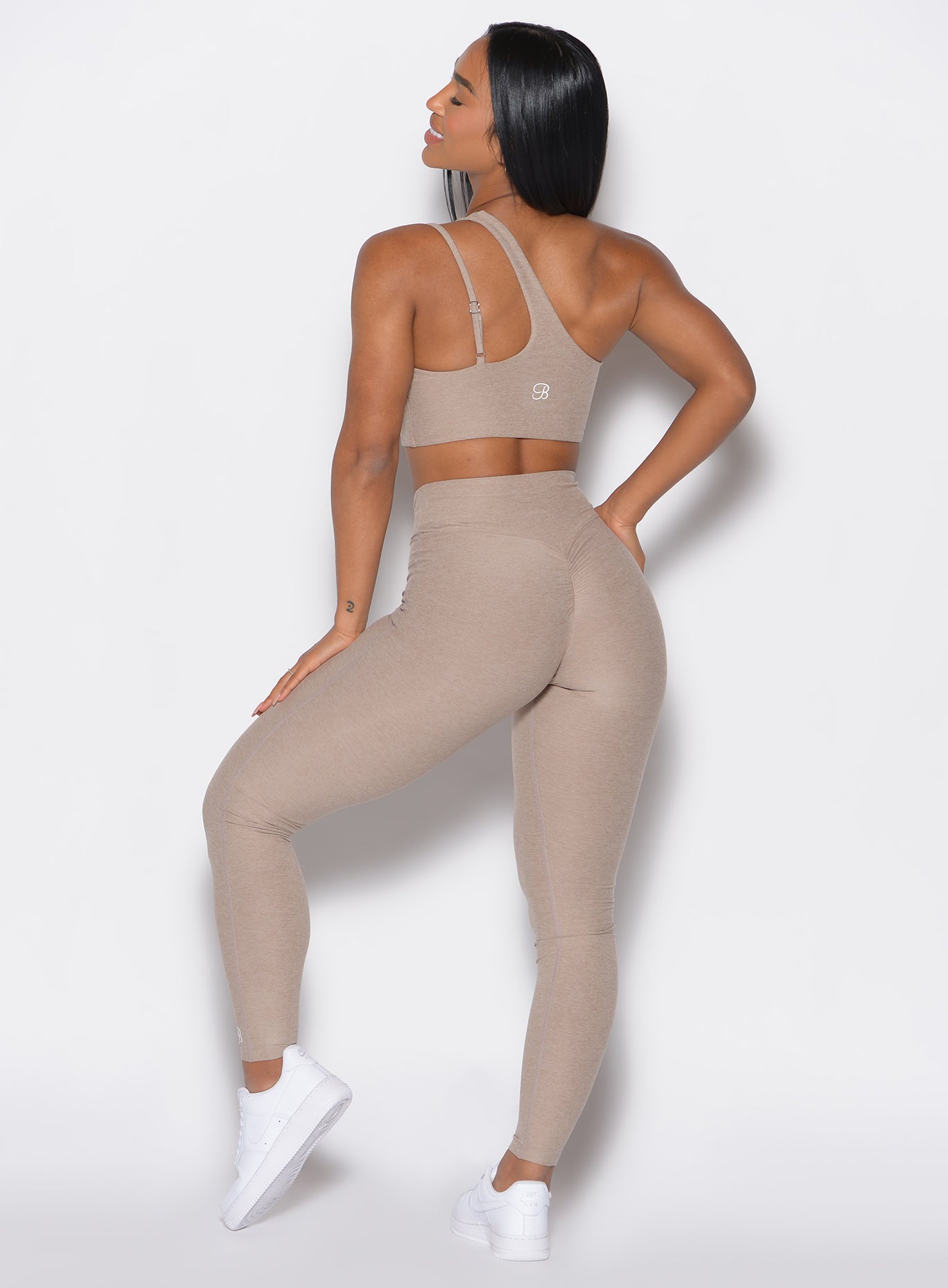 V Active Leggings - Image 2